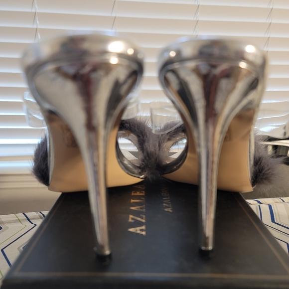 Azalea Wang Foxy Heel - Picture 3 of 7